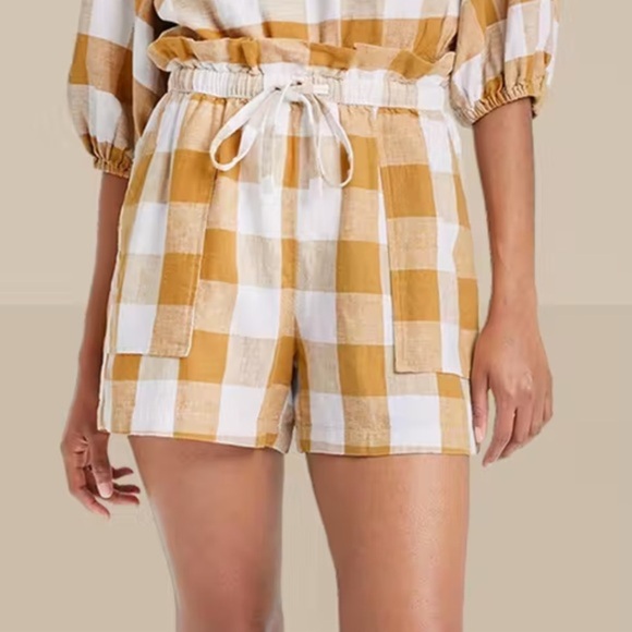 Who What Wear Pants - Who What Wear High Waist Yellow and White Shorts